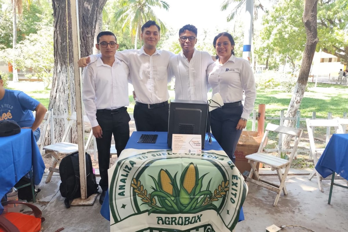 estudiantes del tecnm feria 2