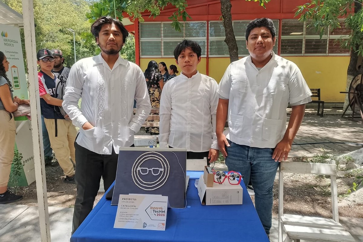 estudiantes del tecnm feria